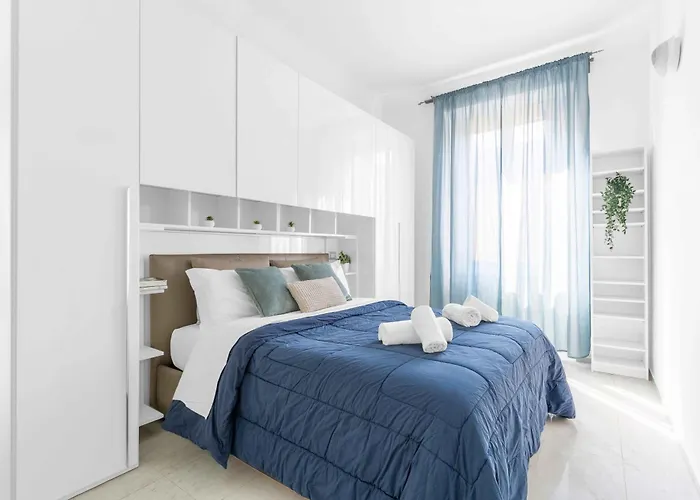 Bright Top-Floor Apt - 5Mins Milan Central Station