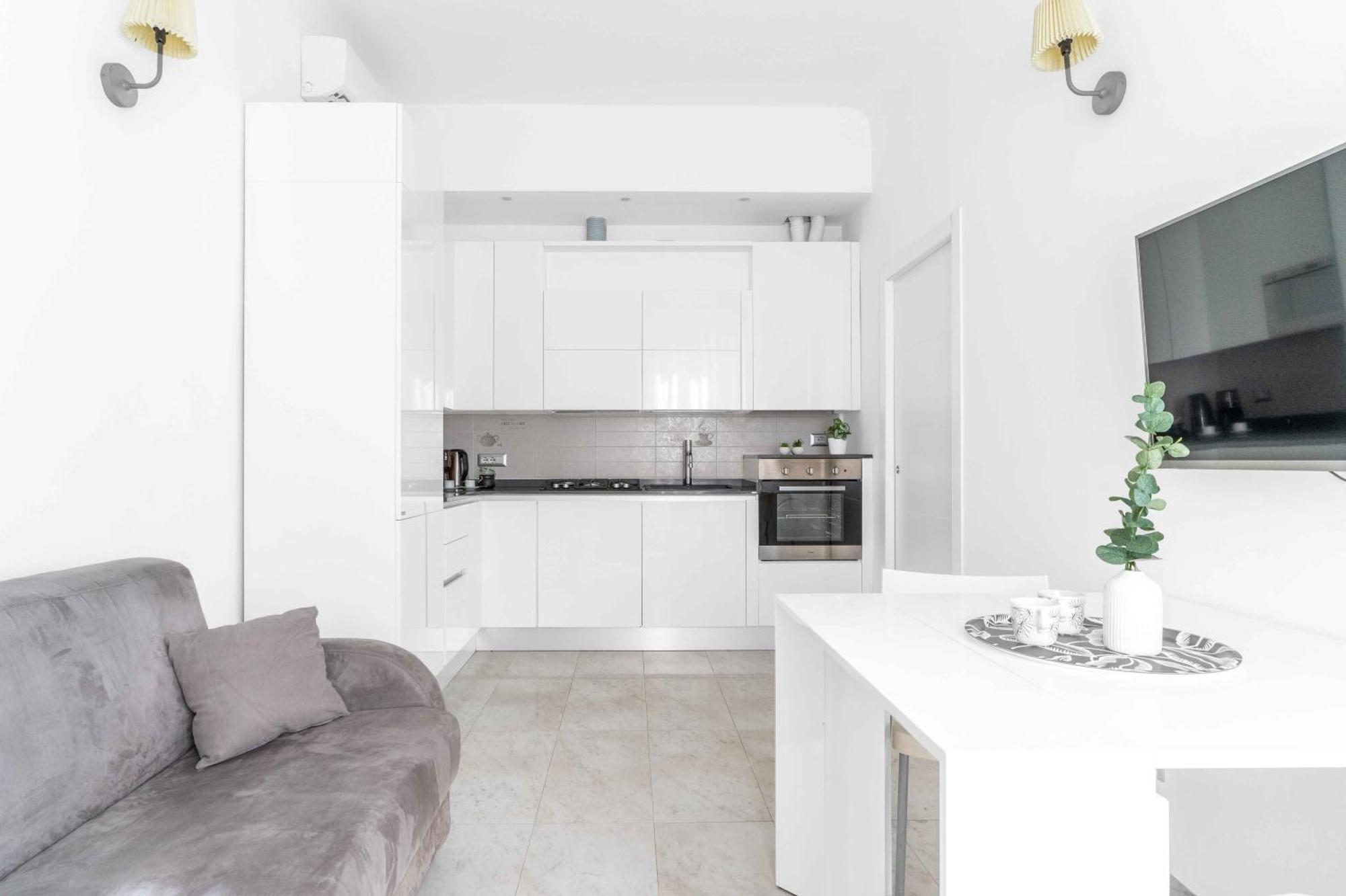 Appartement Bright Top-floor - 5mins Station *