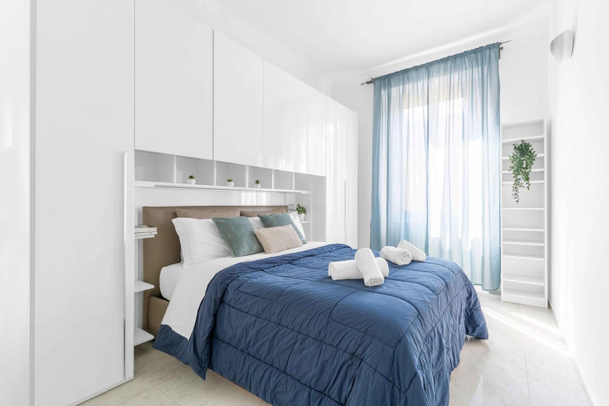 Appartement Bright Top-floor - 5mins Station *